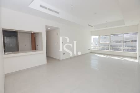 阿拉哈海滩， 阿布扎比 4 卧室单位待售 - lamar-al-raha-beach-abudhabi-living-area (2). JPG