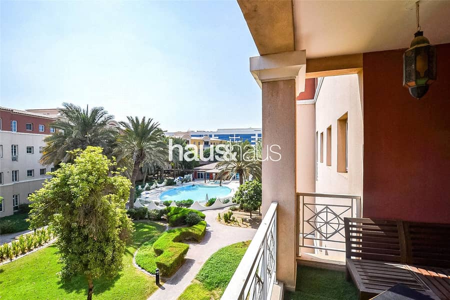 Exclusive | 2 + study | Upgraded | Walk to Metro Exclusive | 2 + study | Upgraded | Walk to Metro