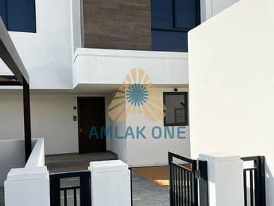 4 Bedroom Villa for Sale in Yas Island, Abu Dhabi - 1. jpg