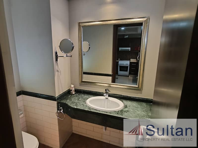 6 bath2a. JPG