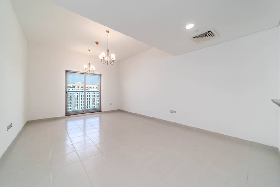 2 R7301500-Edit. jpg