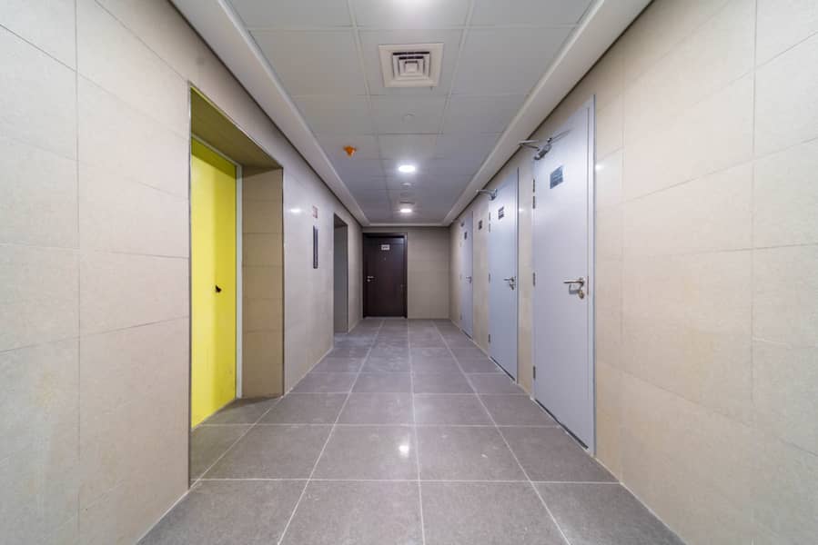14 R7301447. jpg