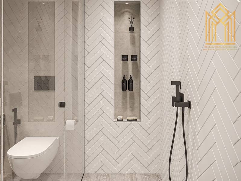 7 shower area. jpg