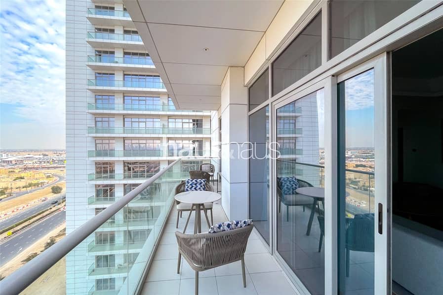 Large Balcony | Burj views | Furnished - Image 9