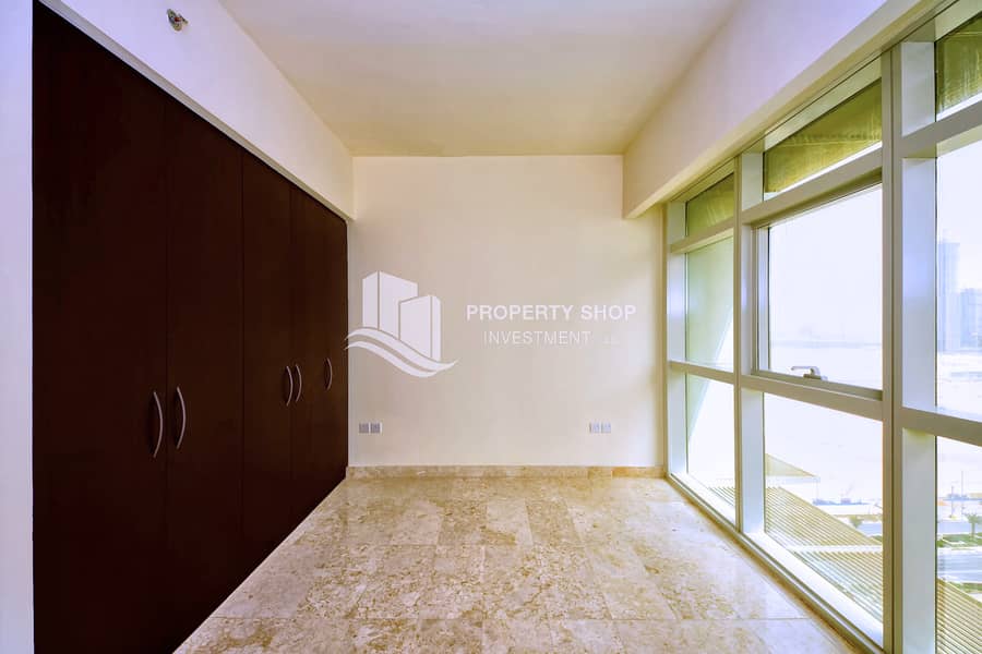 3 1-bedroom-apartment-al-reem-island-marina-square-ocean-terrace-bedroom. JPG