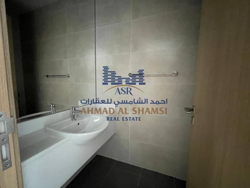 6 WhatsApp Image 2025-02-01 at 12.58. 55 PM. jpeg