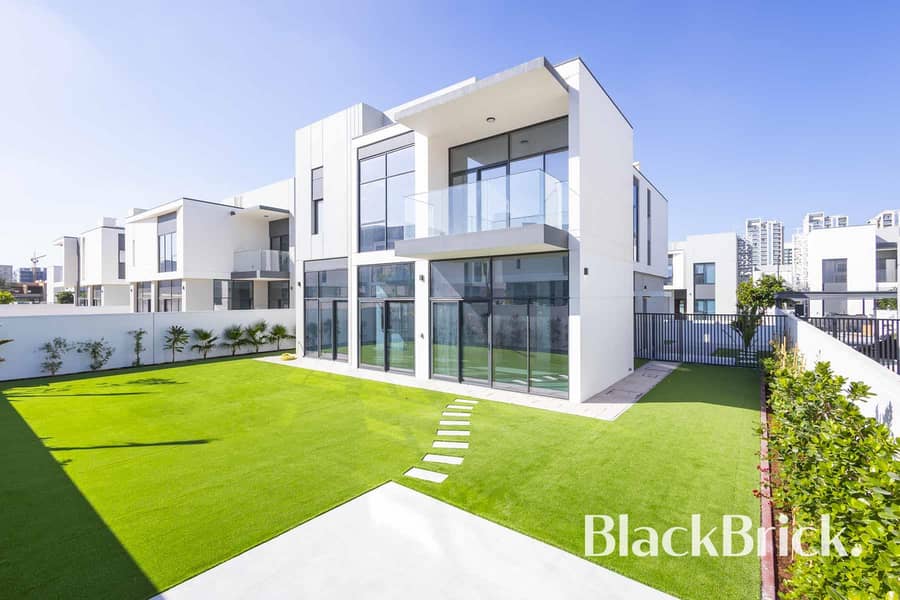 Luxury 4-Bed Villa | Modern Living | Prime Area Luxury 4-Bed Villa | Modern Living | Prime Area
