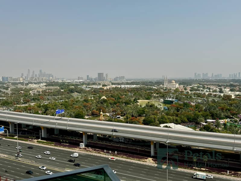 Urban Luxury Awaits: Short-Term Stays at 1 Residences, Al Kifaf - Image 11