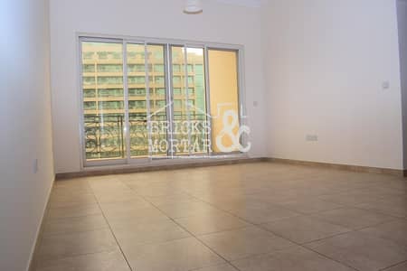 12 Cheques | 837sqft | Golf Course View 12 Cheques | 837sqft | Golf Course View