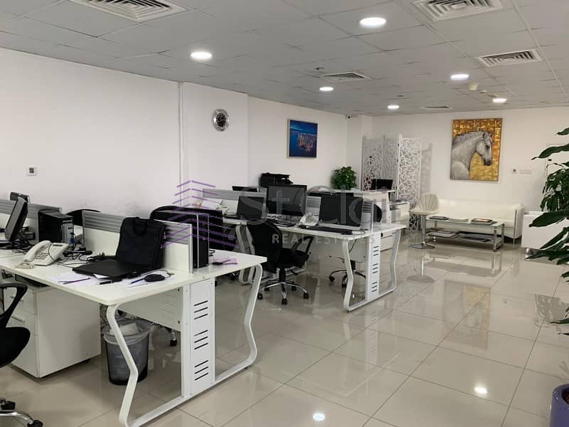 Fully Fitted Office | Mid Floor | Lake View