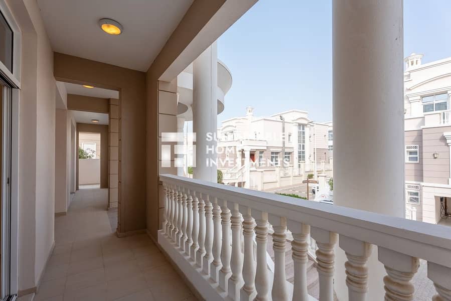 12 SUS00044-HDR. jpg