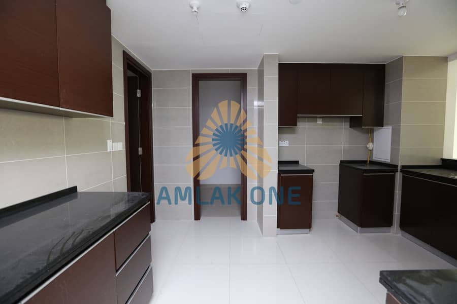 4 4R1A6107. JPG