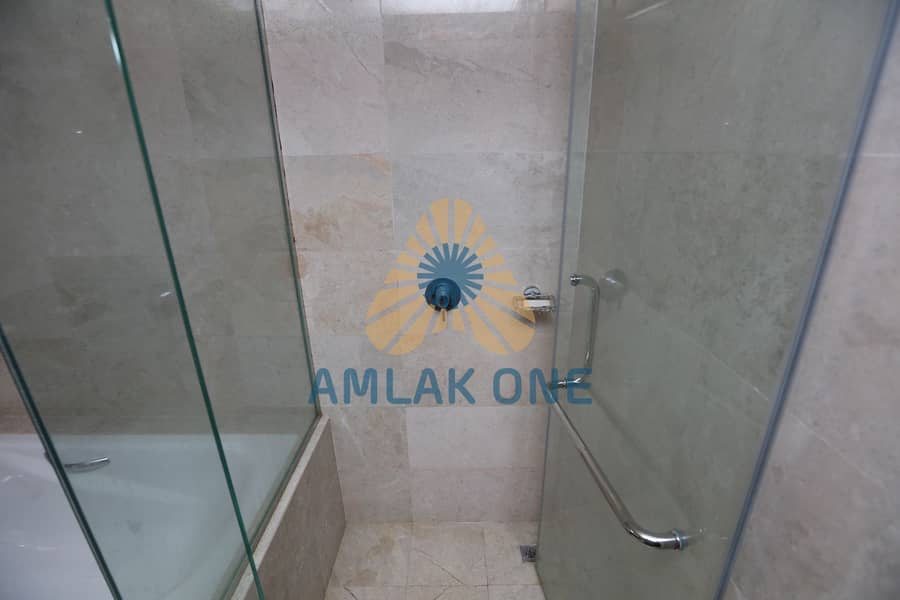 12 4R1A6134. JPG