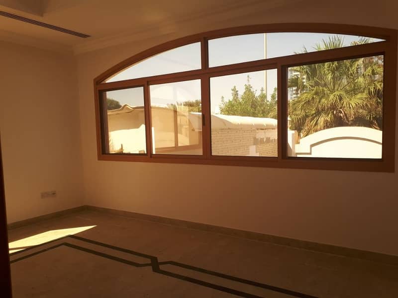 1 bedroom in side compound with tawteeq no commission fee parking public