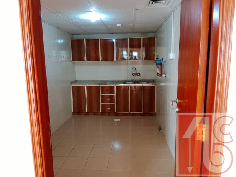 12 Kitchen Place