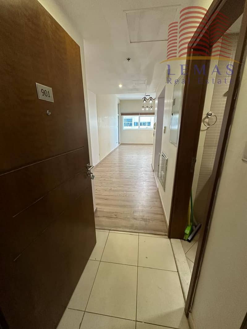 7 49cdc018-db43-4946-acd6-effb4a0bad51. jpg