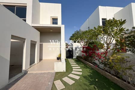 4 Bedroom Townhouse for Rent in Town Square, Dubai - Ready To Move | 4 Bed Rooms | Landscaped