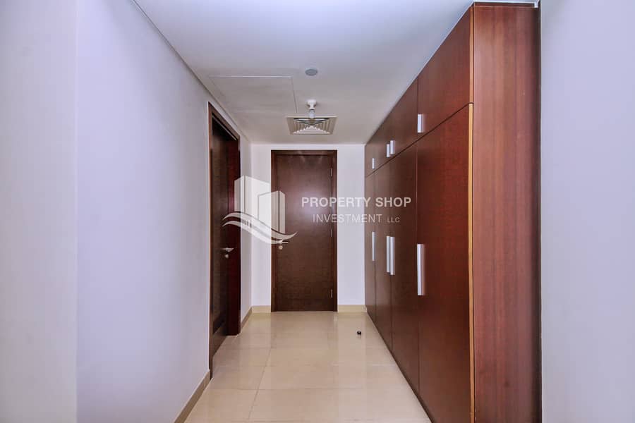8 2-bedroom-apartment-al-reem-island-marina-square-marina-blue-cabinet. JPG