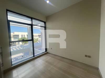 4 Bedroom Townhouse for Rent in DAMAC Hills, Dubai - Brand New Townhouse | Vacant | Huge layout