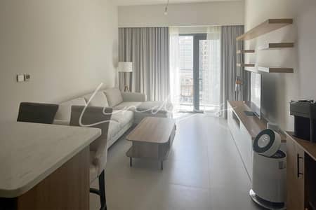 Mid floor | Semi furnished | Vacant