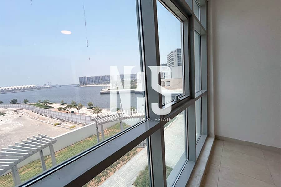 Stunning 3-BR Apartment / Prime Sea View Location!