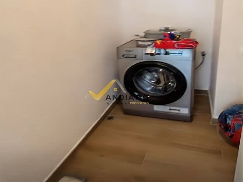6 4. jpg