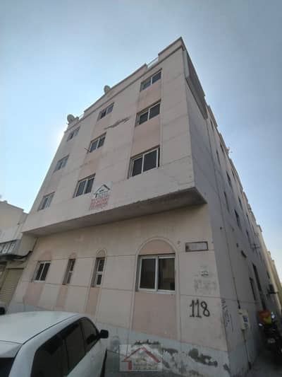 姆瓦伊莱社区， 夏尔迦 商铺待租 - WhatsApp Image 2025-02-03 at 5.18. 52 PM. jpeg