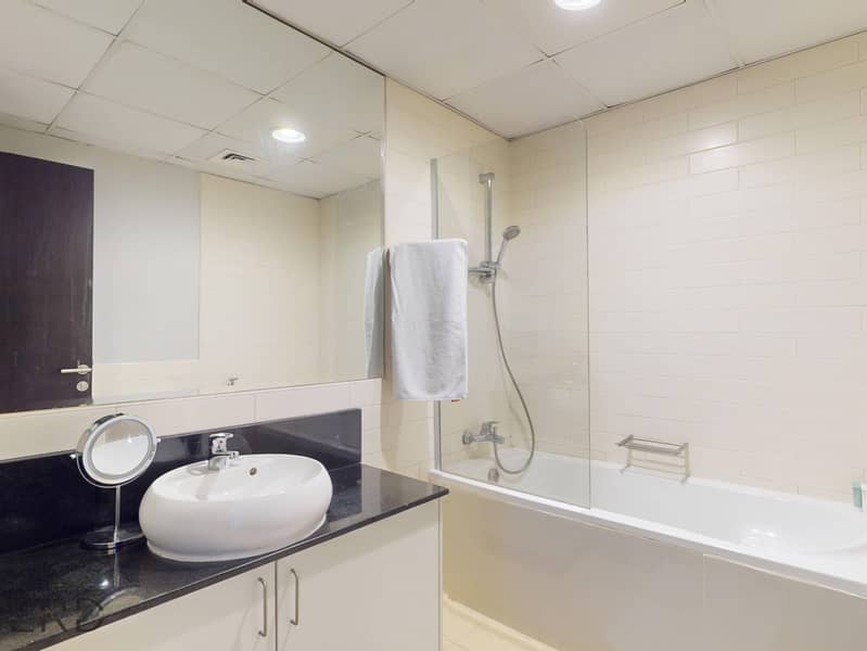 12 LRD-VACATION-HOMES-Yacht-Bay-Tower-Dubai-Marina-02012025_120406. jpg