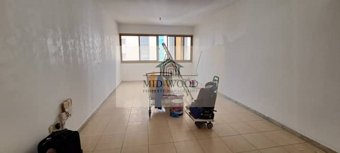 فلیٹ 1 غرفة نوم للايجار في شارع المطار، أبوظبي - 20250203_130032. jpg