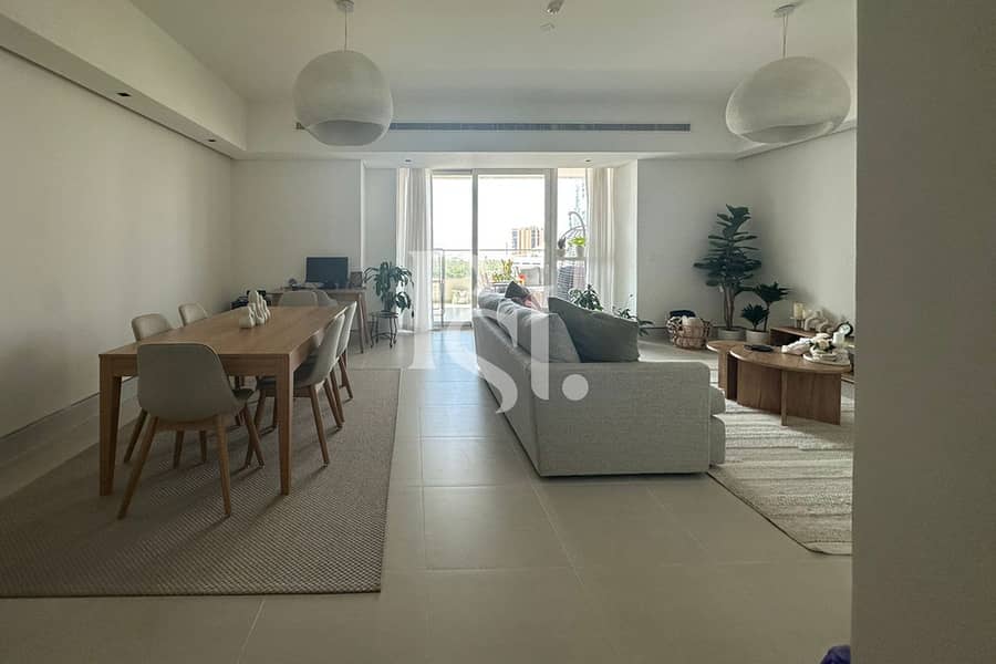 2 2BRM-Apartment-Unit-402-Shams-Al-Reem-Island-Abu-Dhabi-UAE-Living-Room (5). jpg