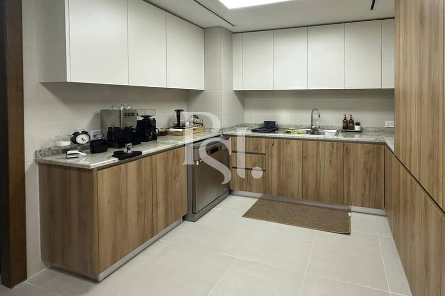 5 2BRM-Apartment-Unit-402-Shams-Al-Reem-Island-Abu-Dhabi-UAE-Kitchen (2). jpg
