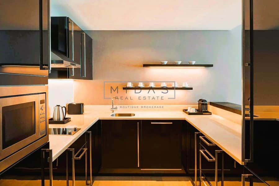 5 KITCHEN. jpg