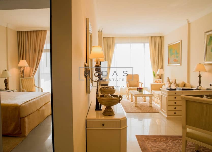 2 Living and bedroom. jpg