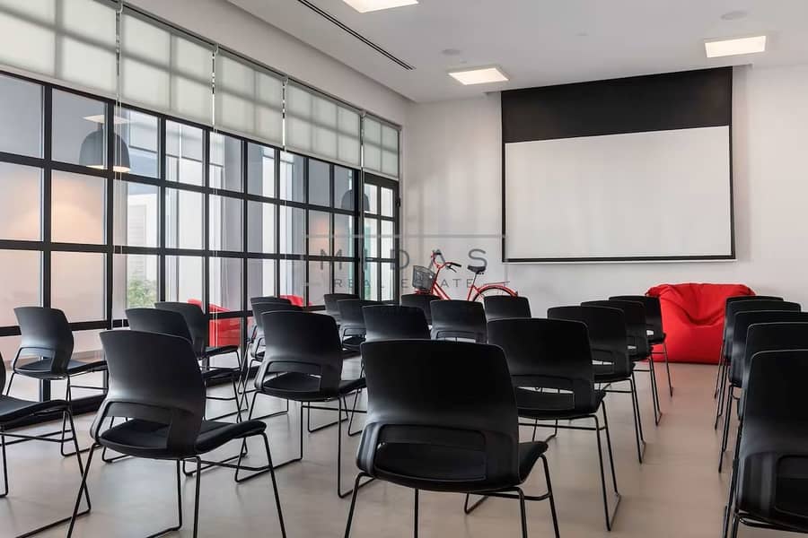 16 SMART CUBED THEATRE. jpg