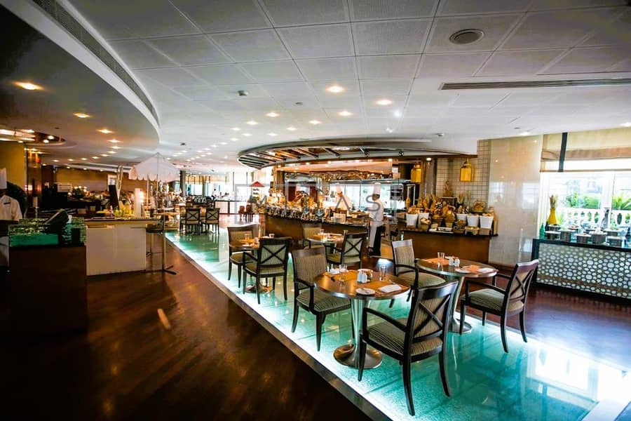 15 RESTAURANT. jpg