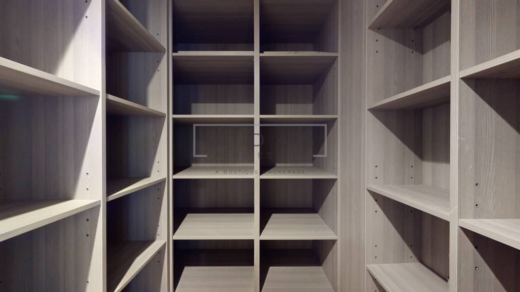 16 storage. jpeg