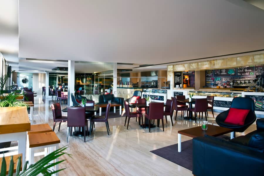 11 cafe 2. jpg