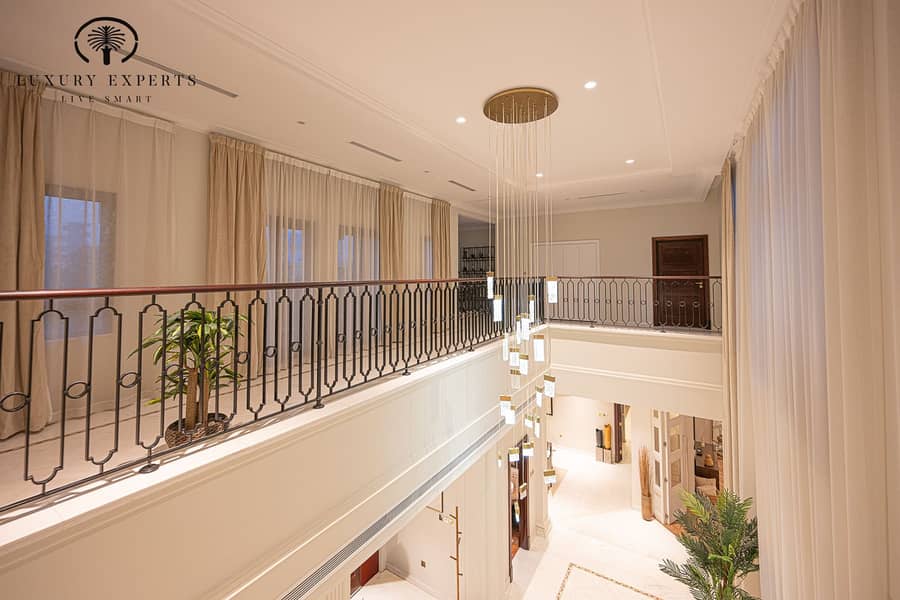 23 luxury experts  18. jpg