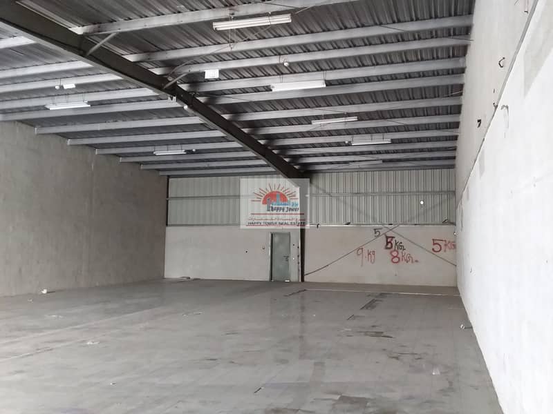 7 600 sqfts warehouse in Ras Al Khor