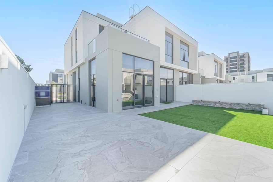 4BED CORNER PLOT | + MAIDS | LANDSCAPED 4BED CORNER PLOT | + MAIDS | LANDSCAPED