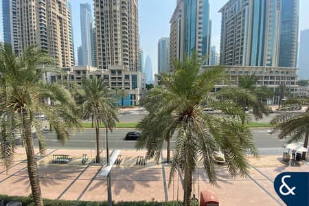 Studio for Sale in Downtown Dubai, Dubai - VOT | View of the Boulevard | Large layout