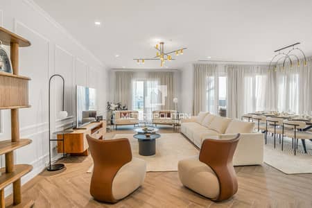 5 Bedroom Villa for Rent in Jumeirah, Dubai - Fully Furnished | Sea and Skyline View | Exclusive