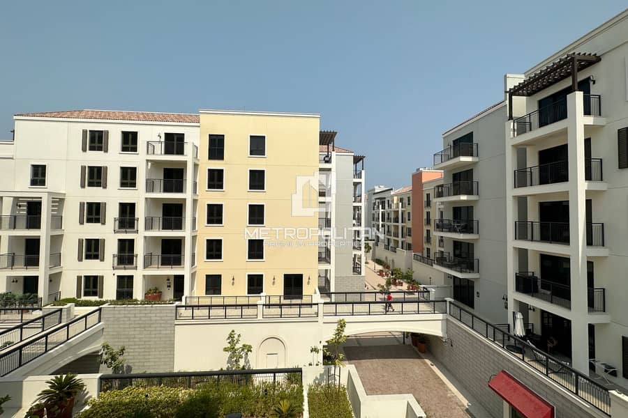 Квартира в Джумейра,Ла Мер,Порт Де Ла Мер,Ла Рив, 2 cпальни, 200000 AED - 10092632 Квартира в Джумейра,Ла Мер,Порт Де Ла Мер,Ла Рив, 2 cпальни, 200000 AED - 10092632