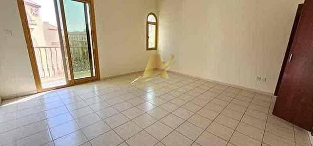 Studio for Rent in International City, Dubai - bc2a2436e1a04a1897699239b822c685-. jpg