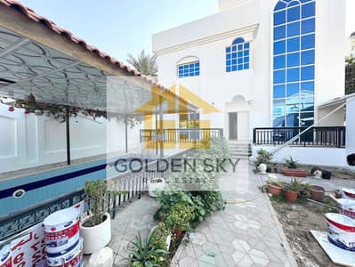 Very Well Maintained 4BHK Villa with Swimming Pool Near To Main Road