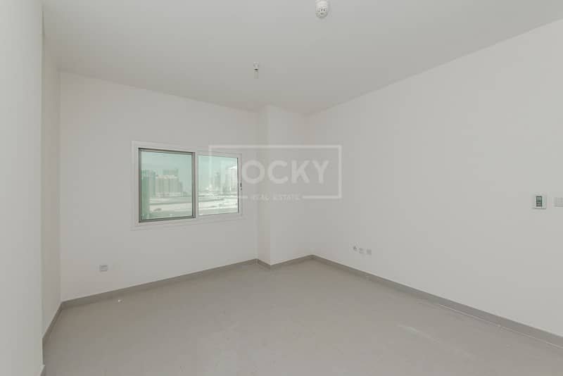 4 Chqs| 1 Bed | Red Residence | Sports City