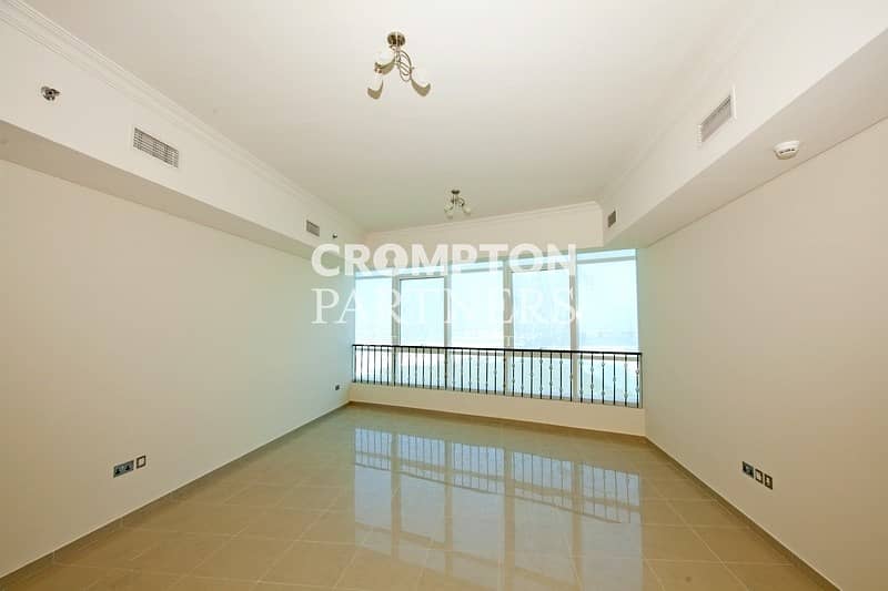 Best Price for a full Sea View Spacious flat