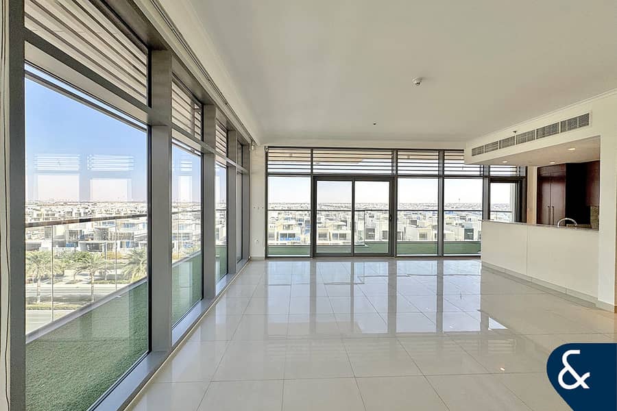 Vacant Now | Large Terrace | 3 Bedrooms Vacant Now | Large Terrace | 3 Bedrooms