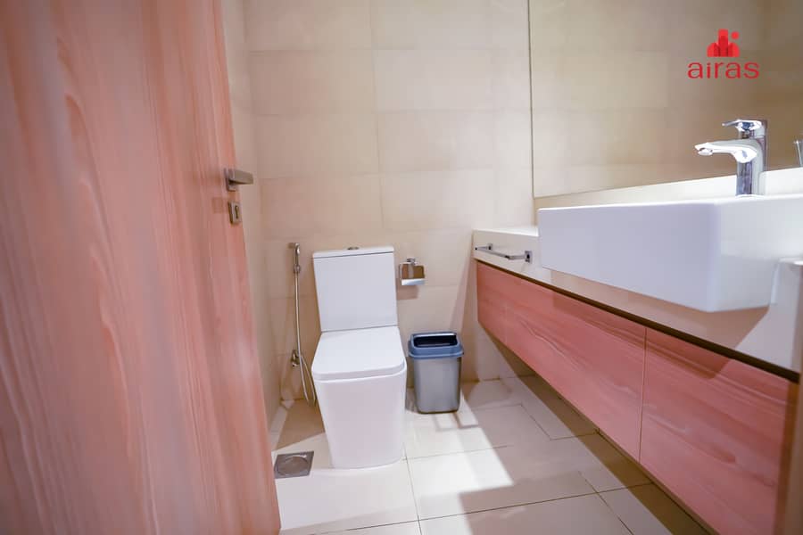 8 11111 BATH. jpg