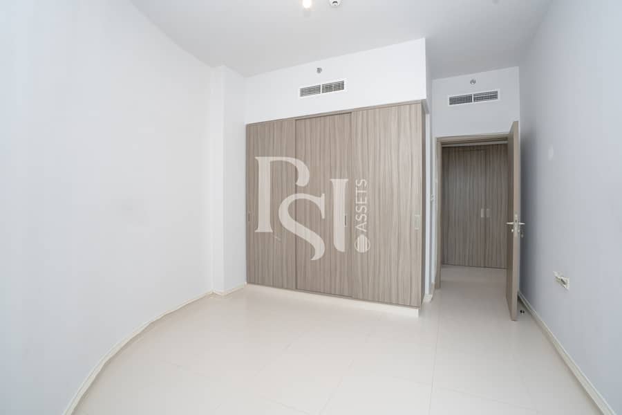 7 meera-residence-al-reem-island-shams-abu-dhabi-bedroom (13). JPG